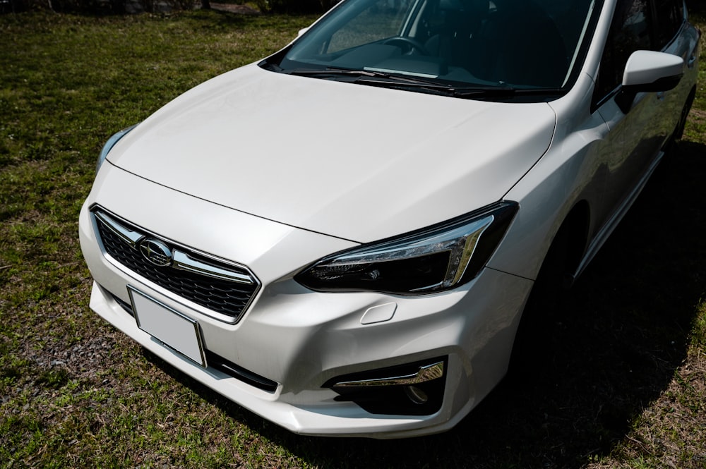 white mercedes benz c class