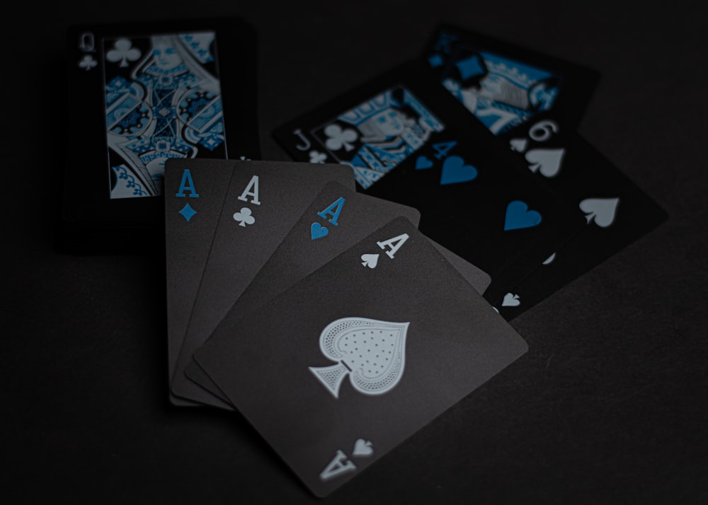 Imágenes de Poker Cards | Descarga imágenes gratuitas en Unsplash