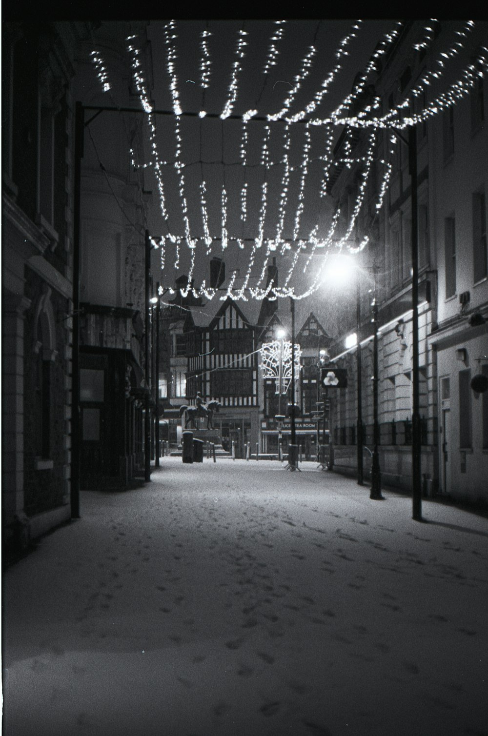 grayscale photo of street lights