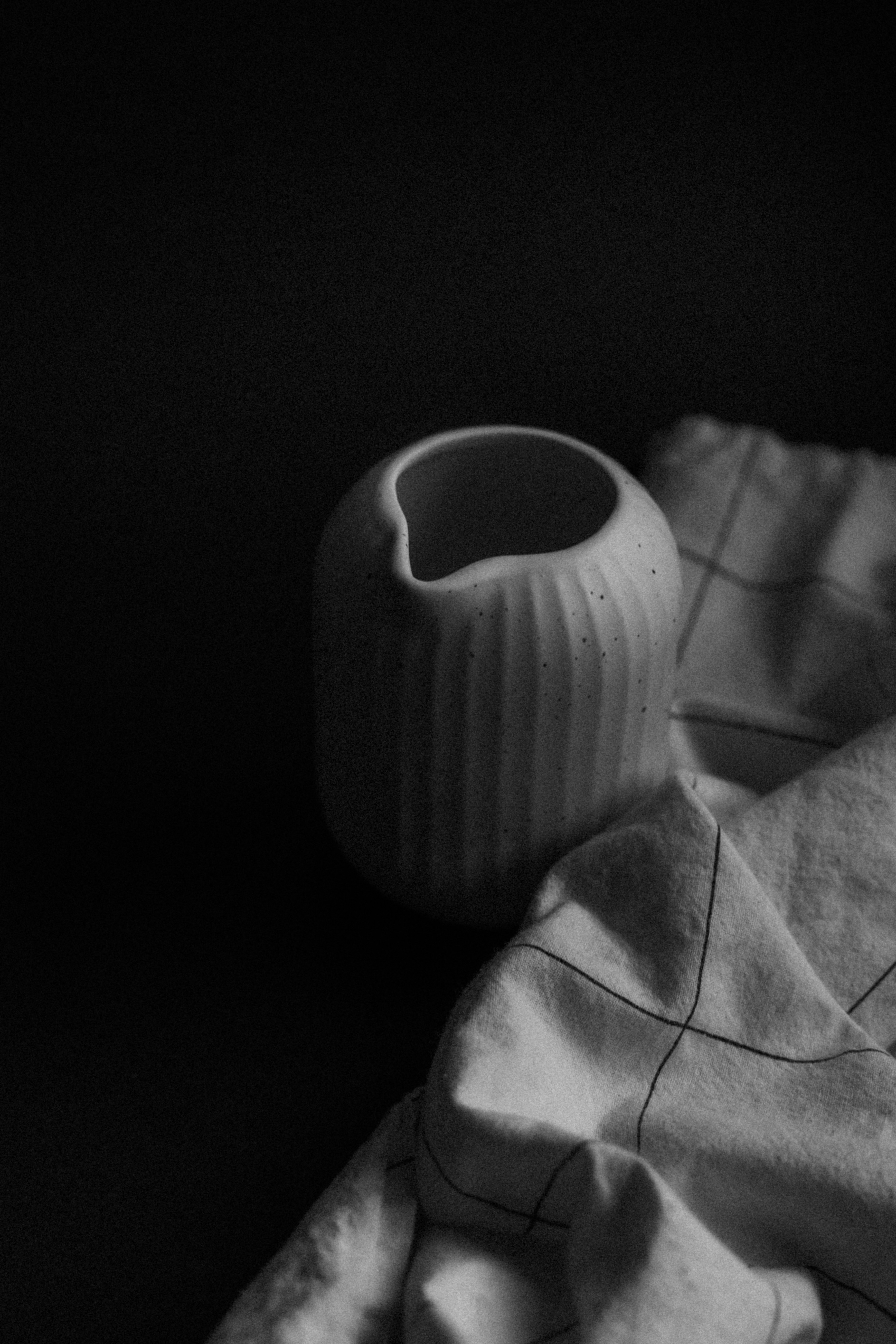 MSI PRO B660M-B DDR4, Scheda Madre Micro-ATX - Supporta i processori Intel 12th Gen Core, LGA 1700 - DDR4 Memory Boost 4600+MHz/OC, slot PCIe 4.0 x16, 1 x M.2 Gen4, 2.5G LAN