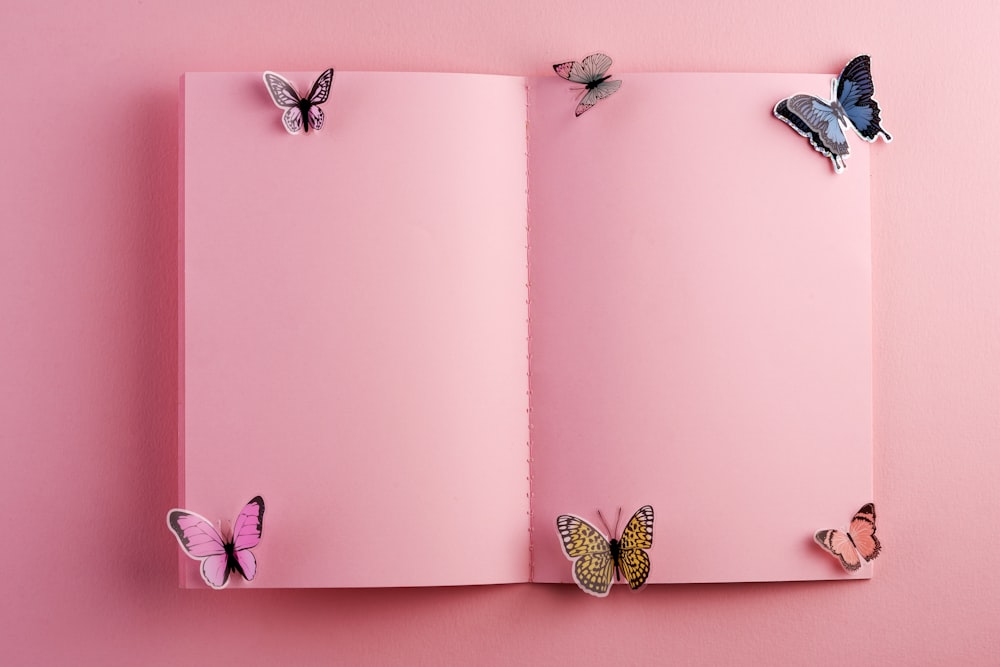 999+ fotos de mariposa rosa | Descargar imágenes gratis en Unsplash