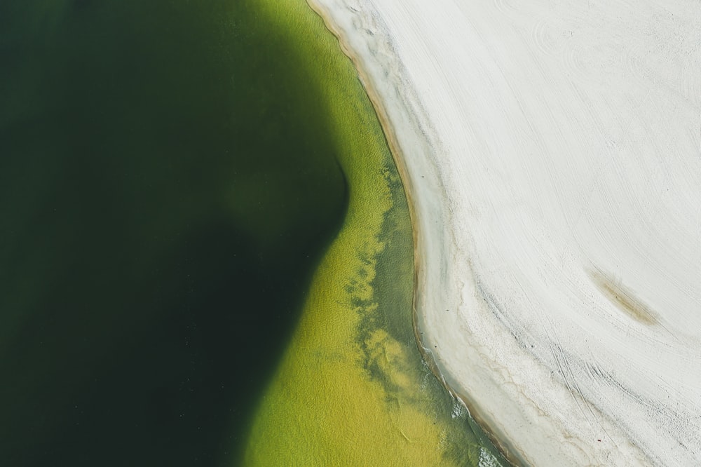 vista aérea do lago verde