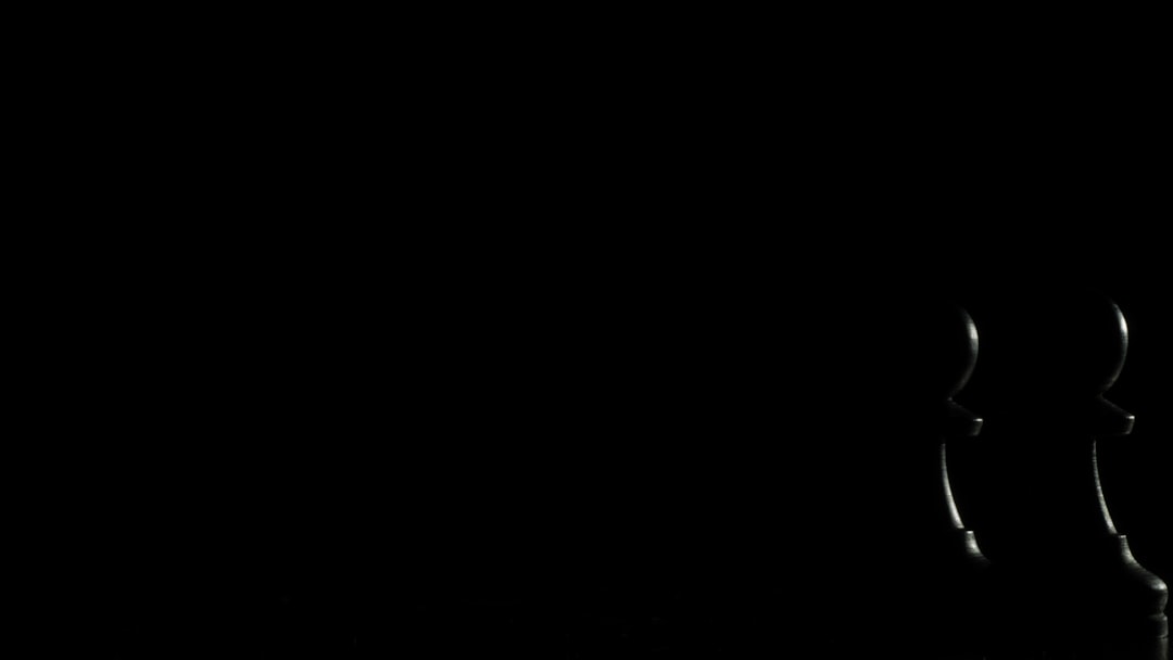 infographic showing how a heat pump transfers heat between indoors and outdoors in both cooling and heating modes, with arrows indicating heat flow direction and labels for summer cooling cycle and winter heating cycle - heat pump installation miami fl infographic showing how a heat pump transfers heat between indoors and outdoors in both cooling and heating modes, with arrows indicating heat flow direction and labels for summer cooling cycle and winter heating cycle - heat pump installation miami fl
