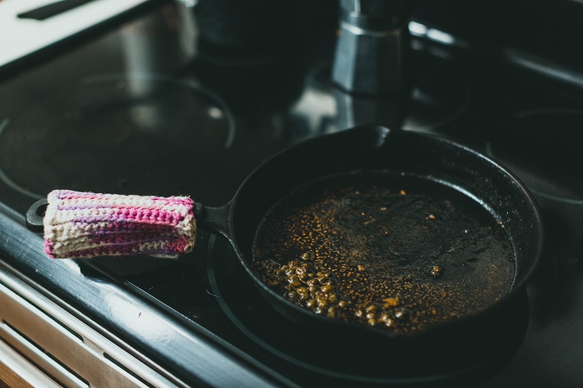 Can You Restore a Vintage Cast Iron Skillet Found in the Yard?