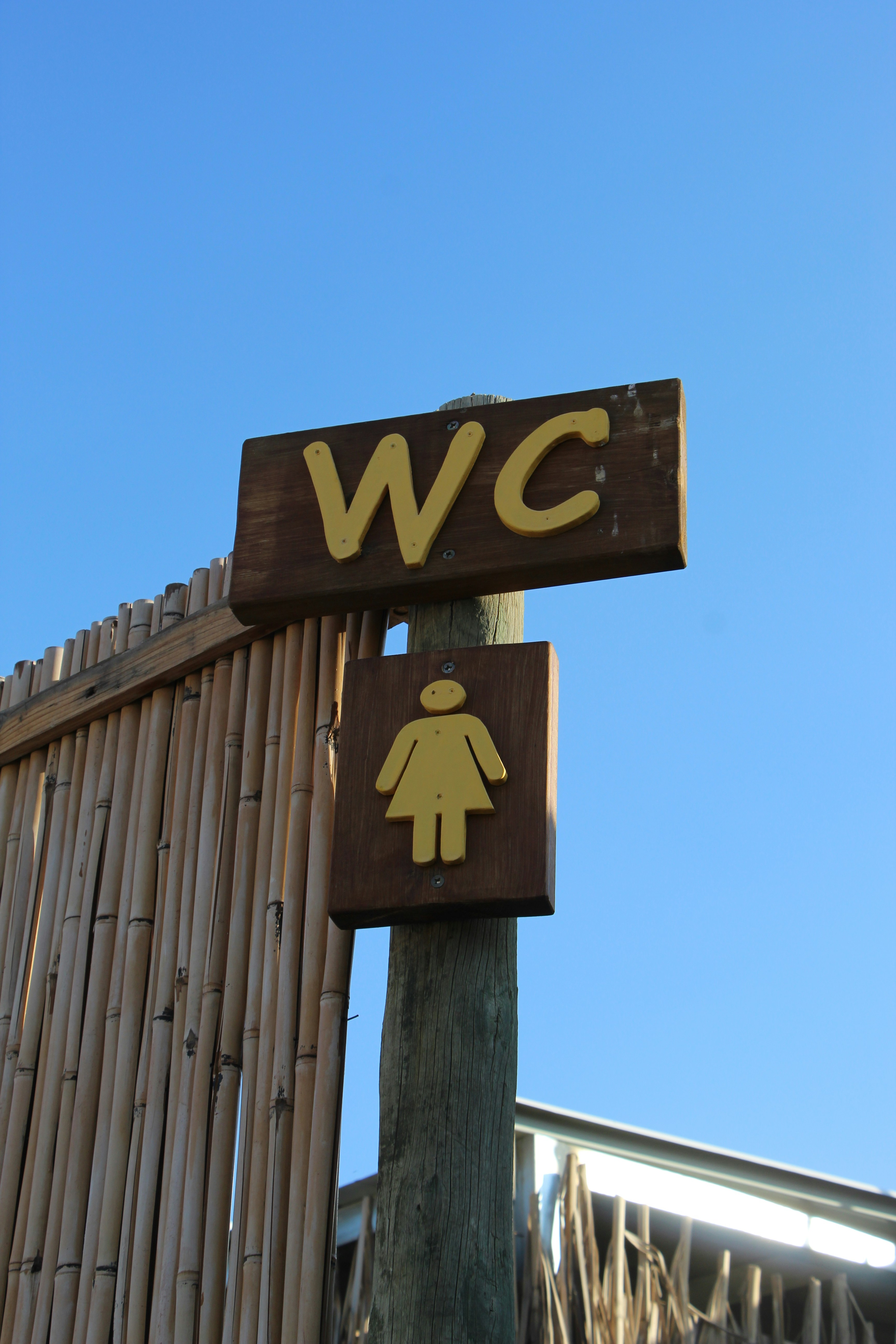 black and white no smoking sign