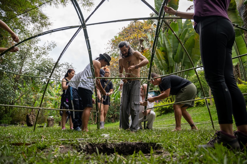 What Are Temazcal Ceremonies in Mexico people building structure