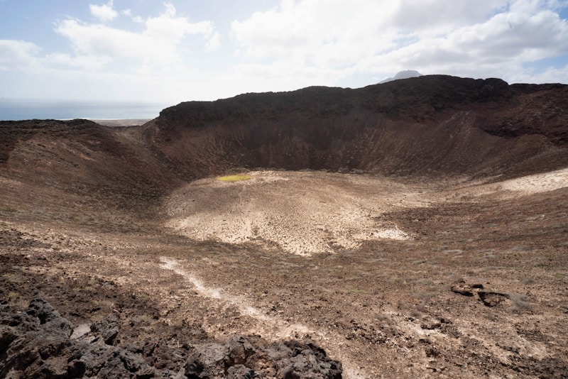 Hottest places in Cape Verde by maximum mean temperature