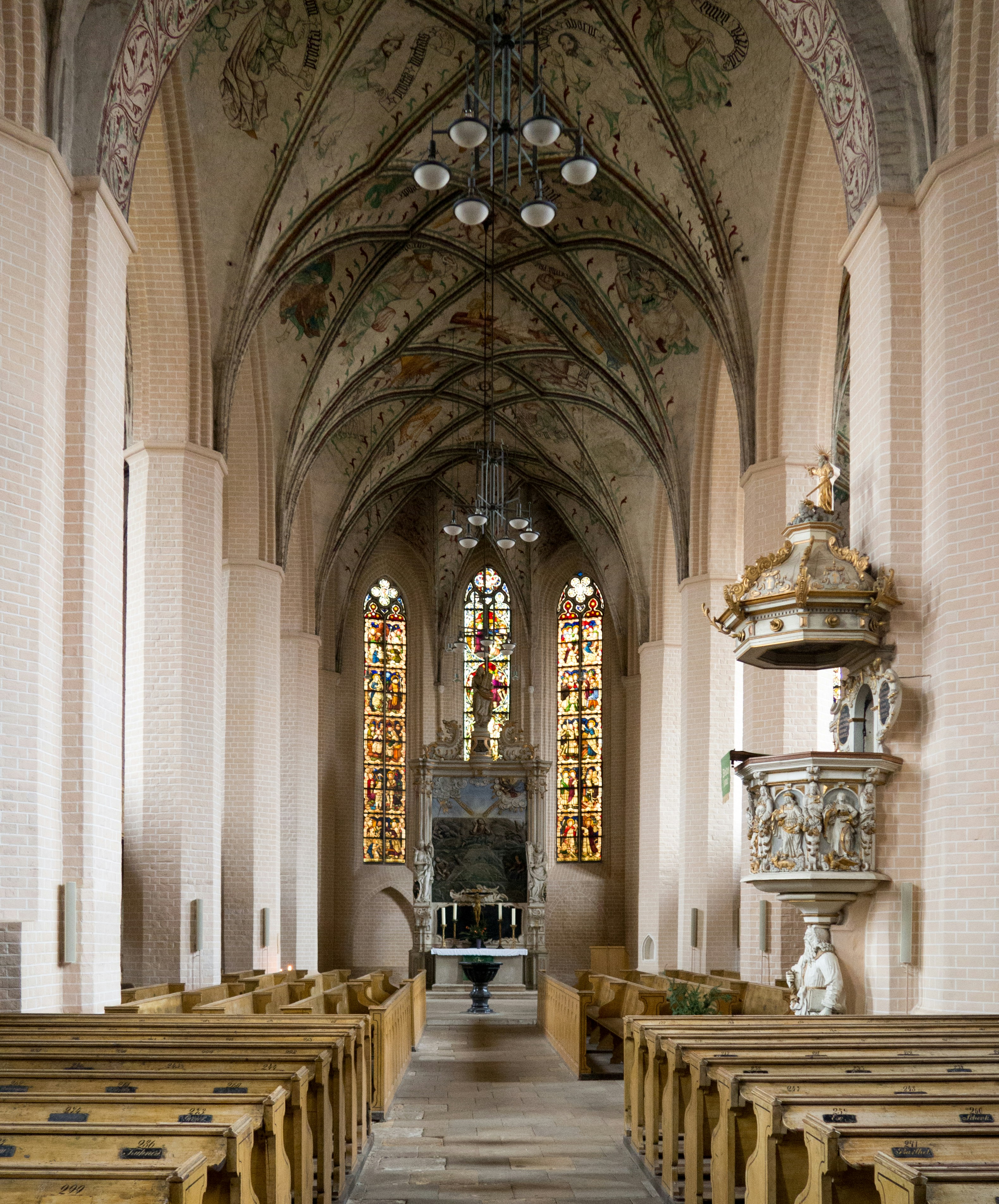 Photo by wimvanteinde