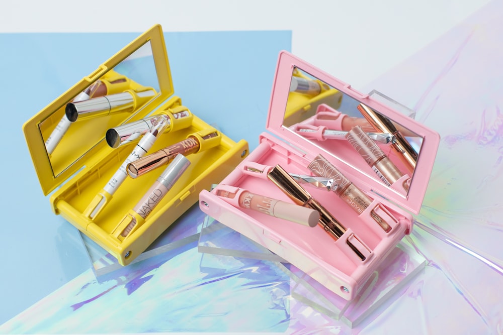 pink and yellow plastic organizer