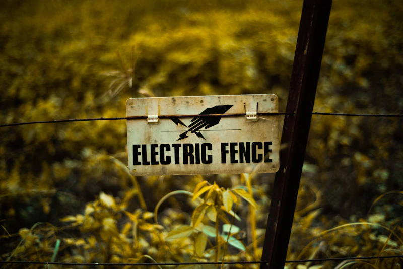 Solar Electric Fence Energizer