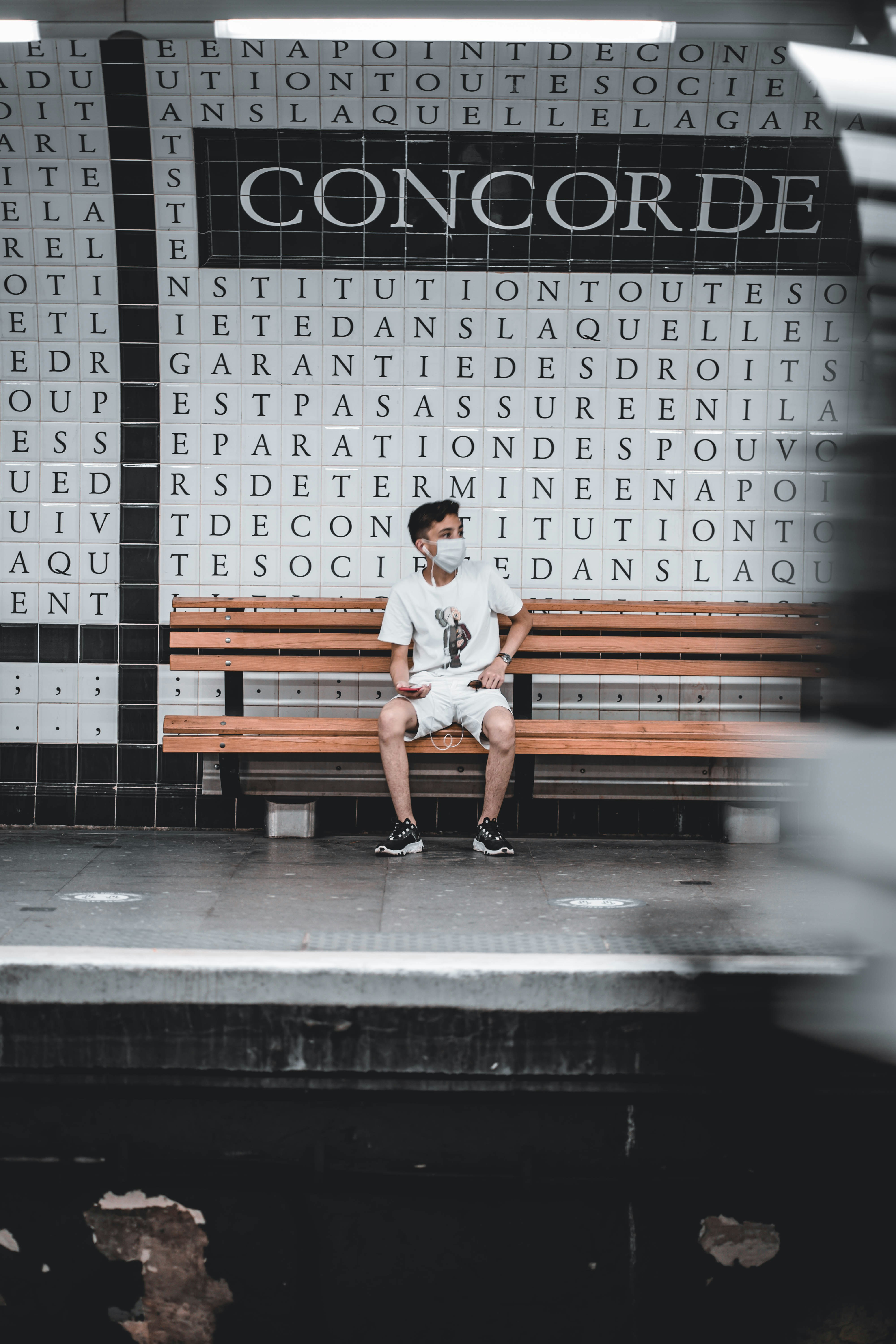 metro paris, ----------------- @real_jansen ----------------- don't hesitate to subscribe, and put a like in the photo 