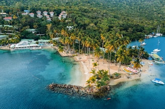 Caribbean ocean, holiday planned by Francesco Margaretini Luxury Travel Villas Weddings Honeymoon