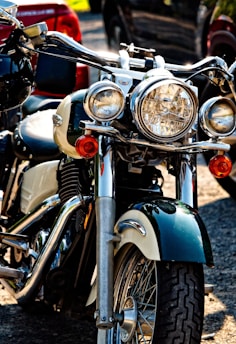 blue and silver cruiser motorcycle