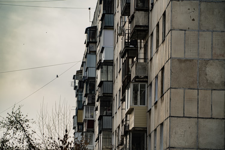 Photo of Housing Complex by Viacheslav polyakov / Unsplash