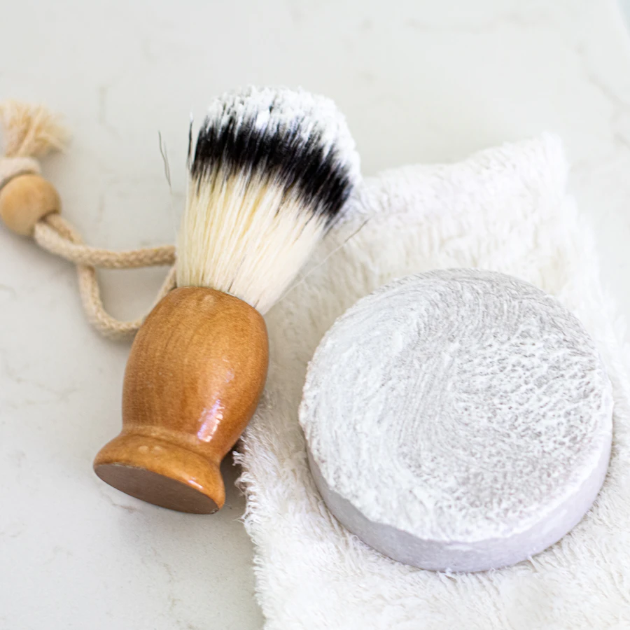 A wet-shaving set