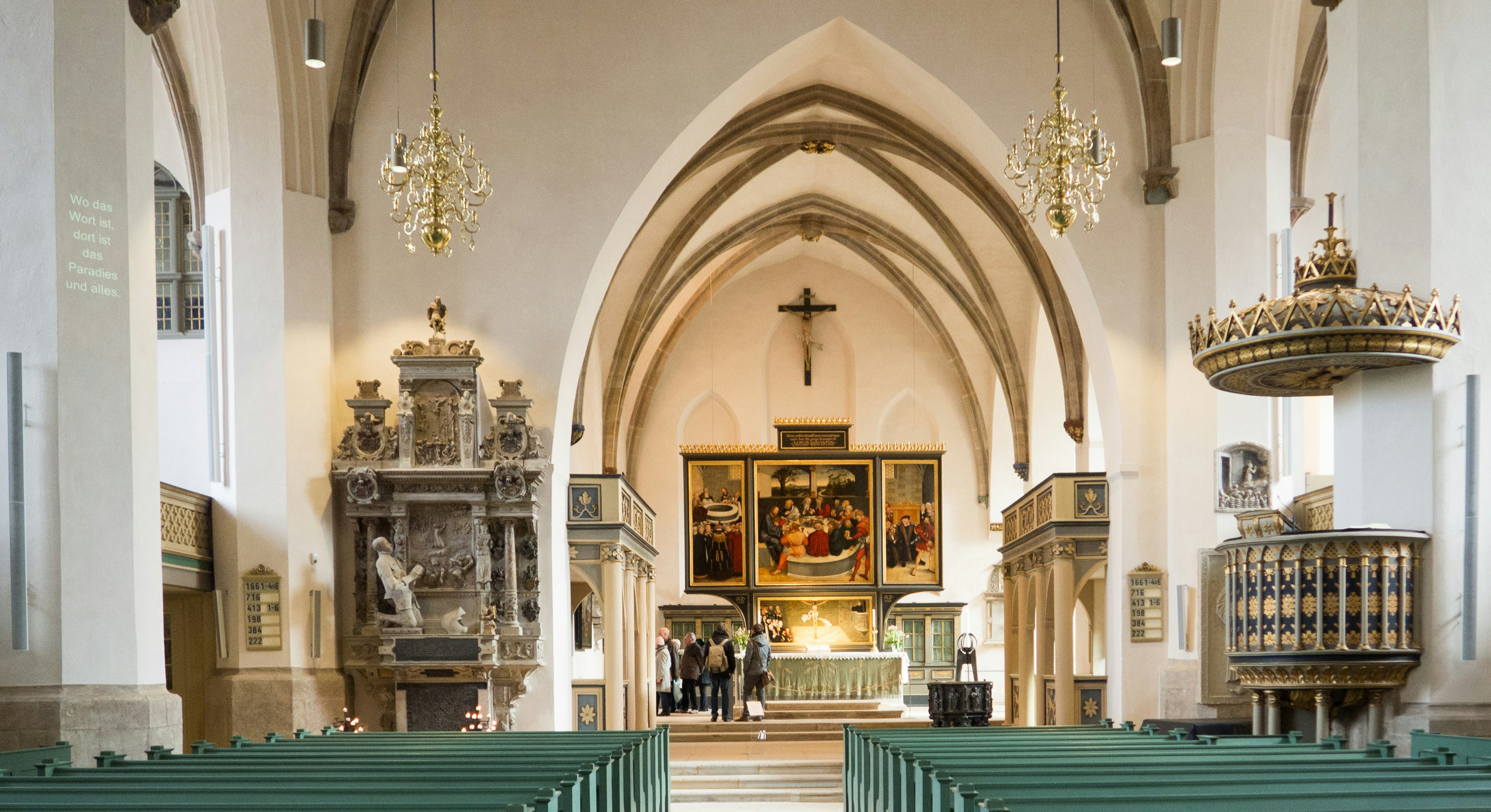 Photo by wimvanteinde