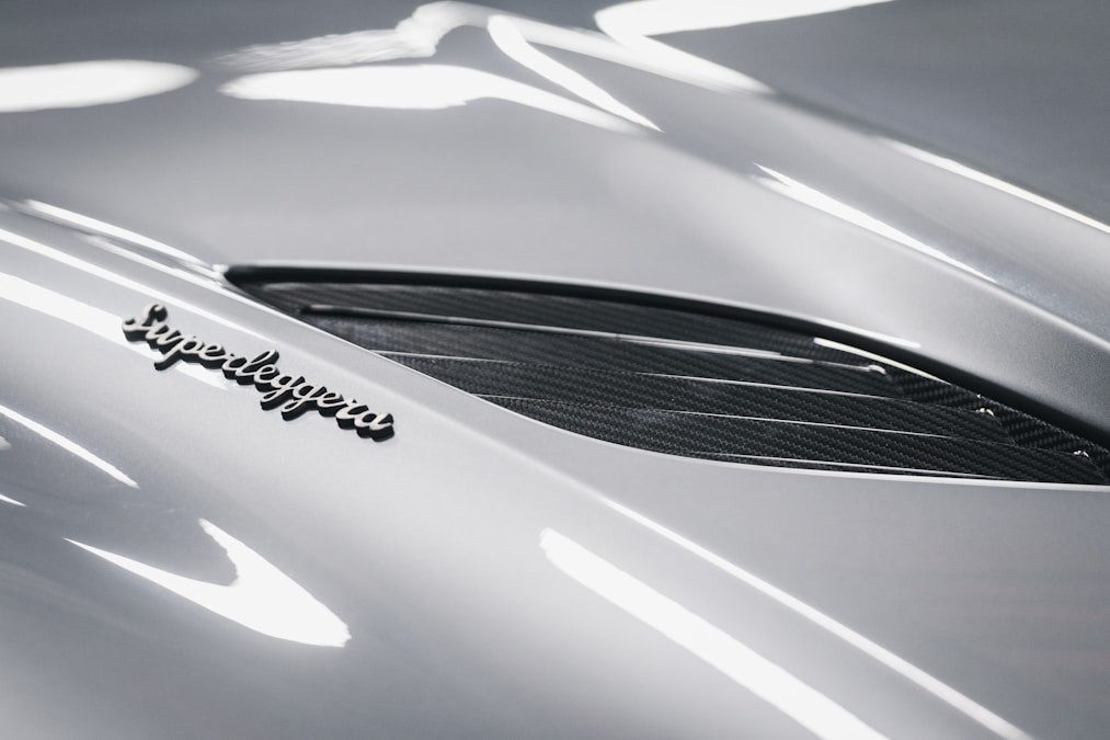 Aston Martin DBS Superleggera