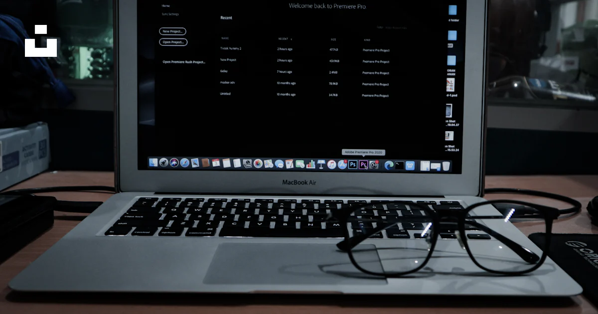 Black and gray computer keyboard photo – Free Lockscreen Image on Unsplash
