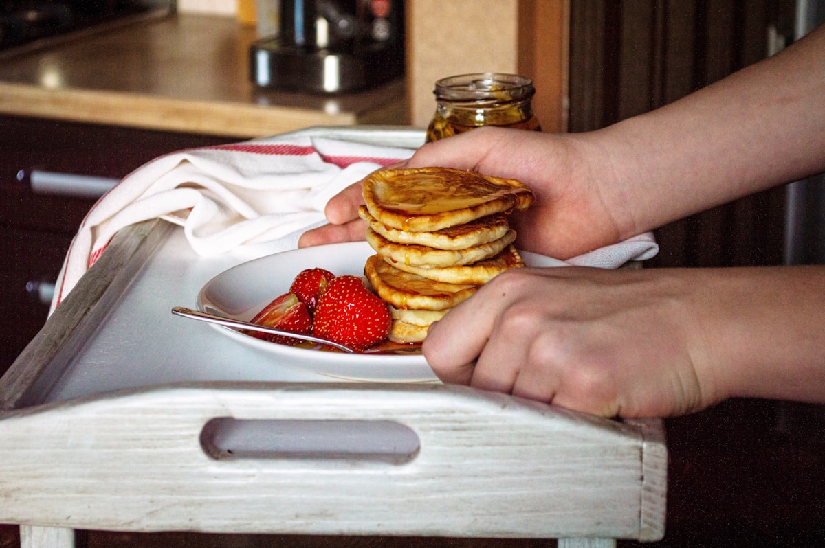 How Can I Make Easy Dinosaur Pancakes for My Kids