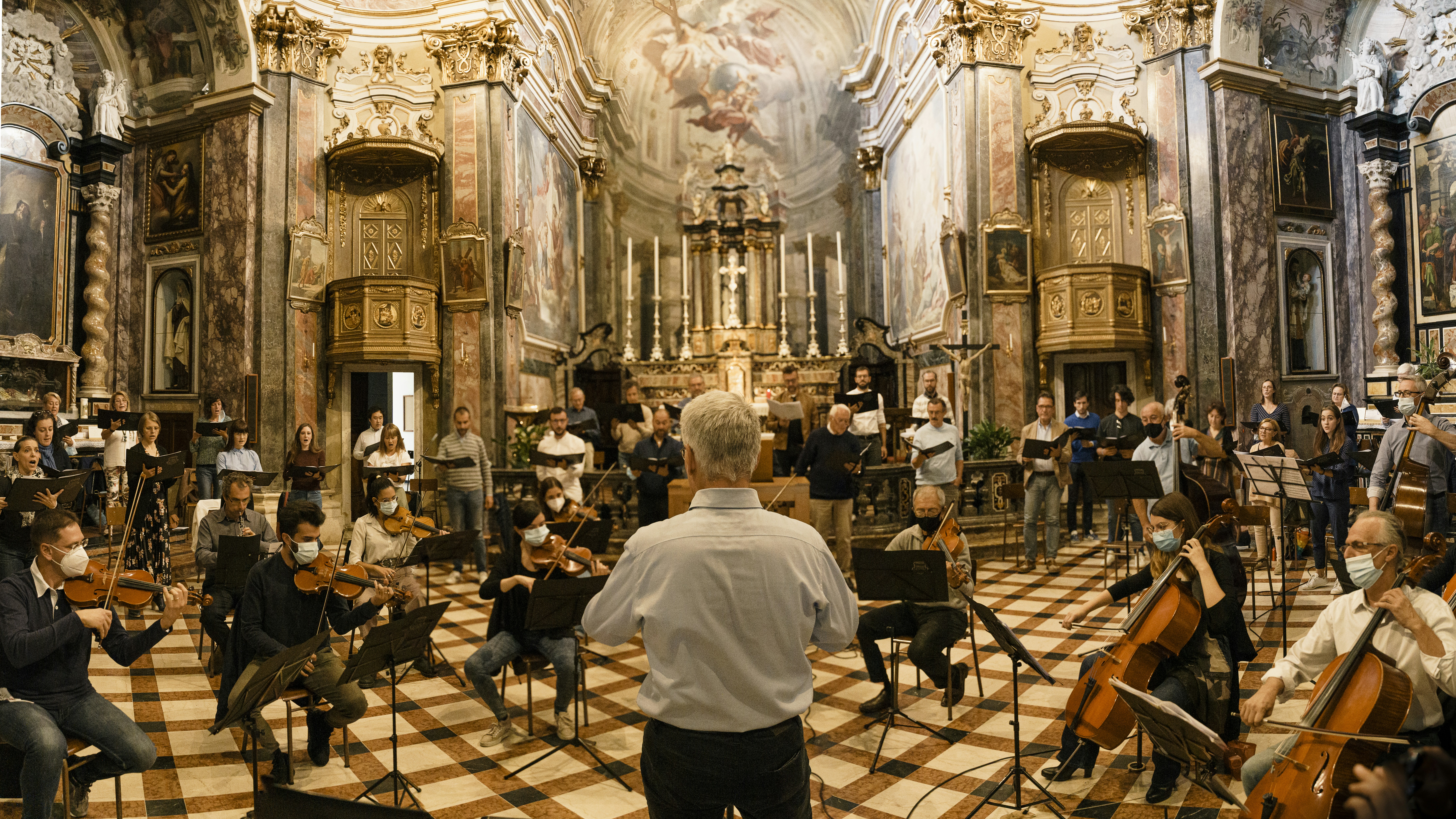 AI Performs with Orchestra