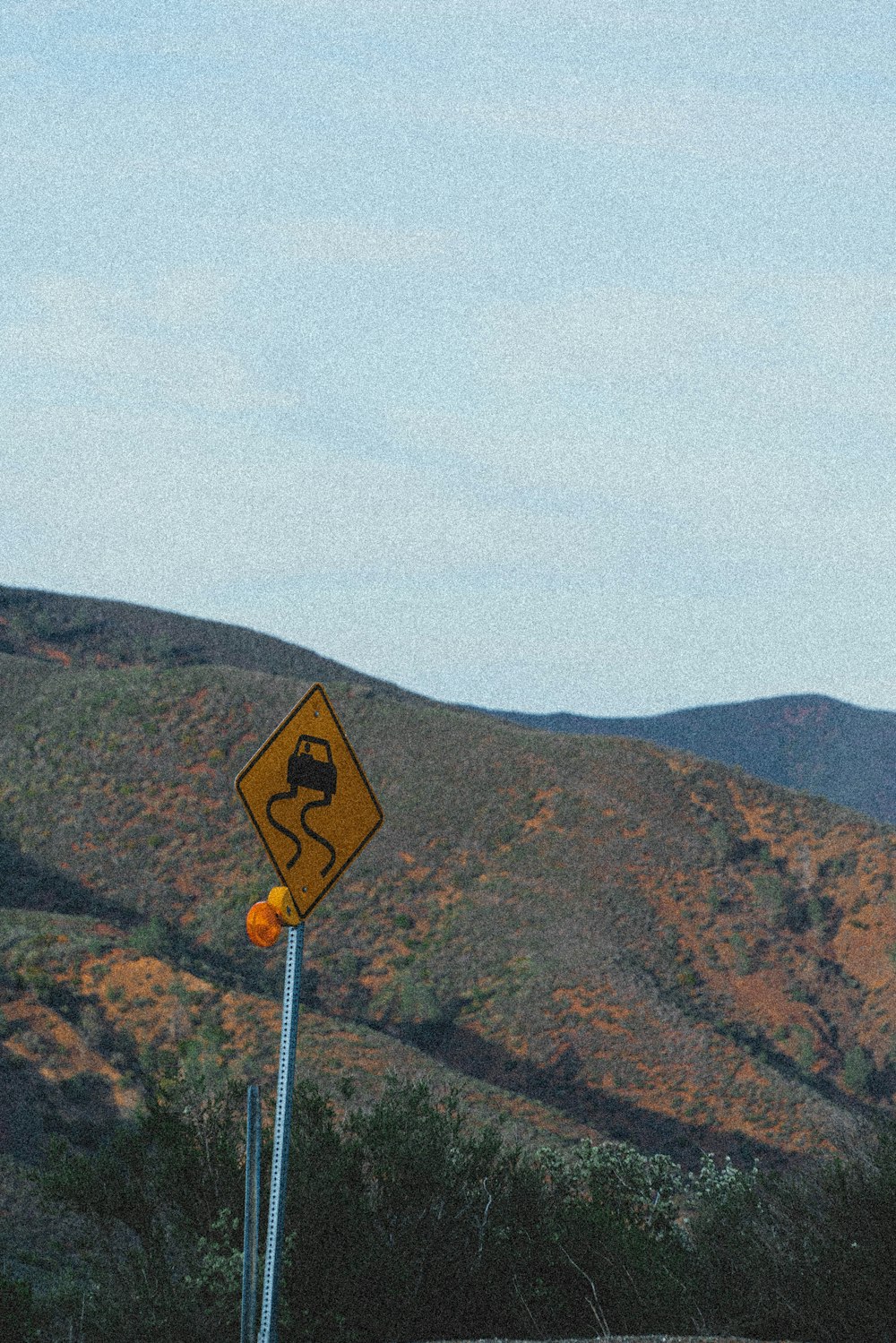 red and black stop sign