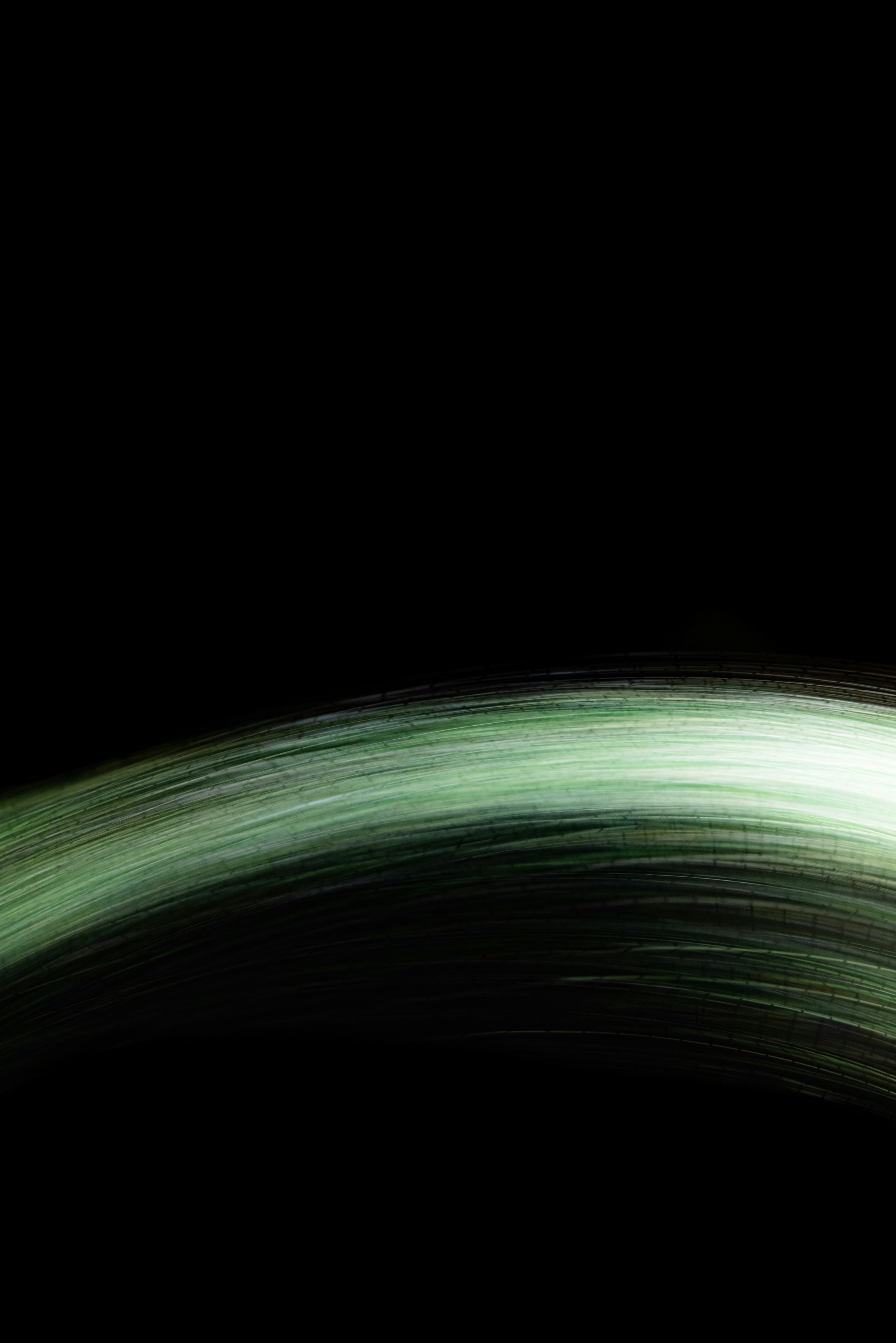 Green and white light in time lapse photo Free Light painting Image