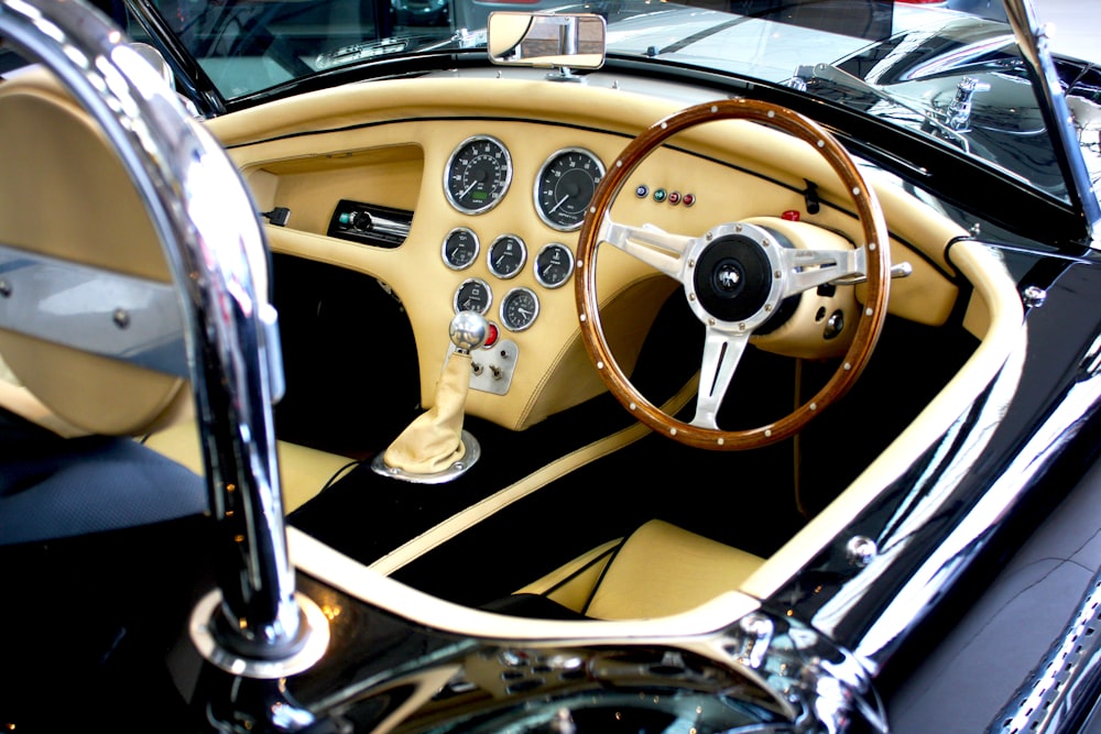 black and brown steering wheel