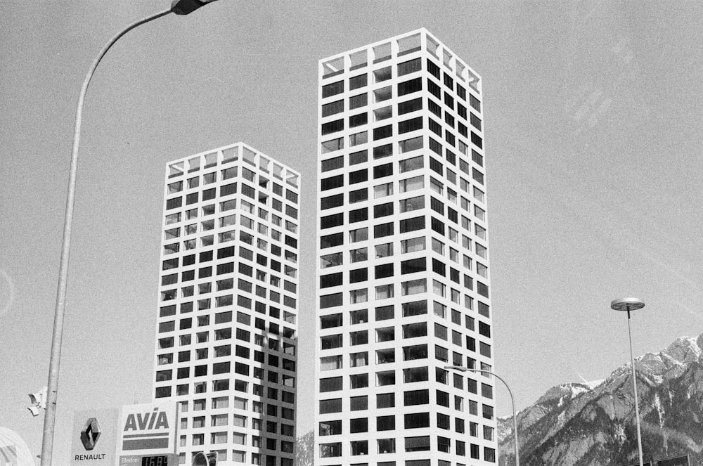 grayscale photo of high rise building