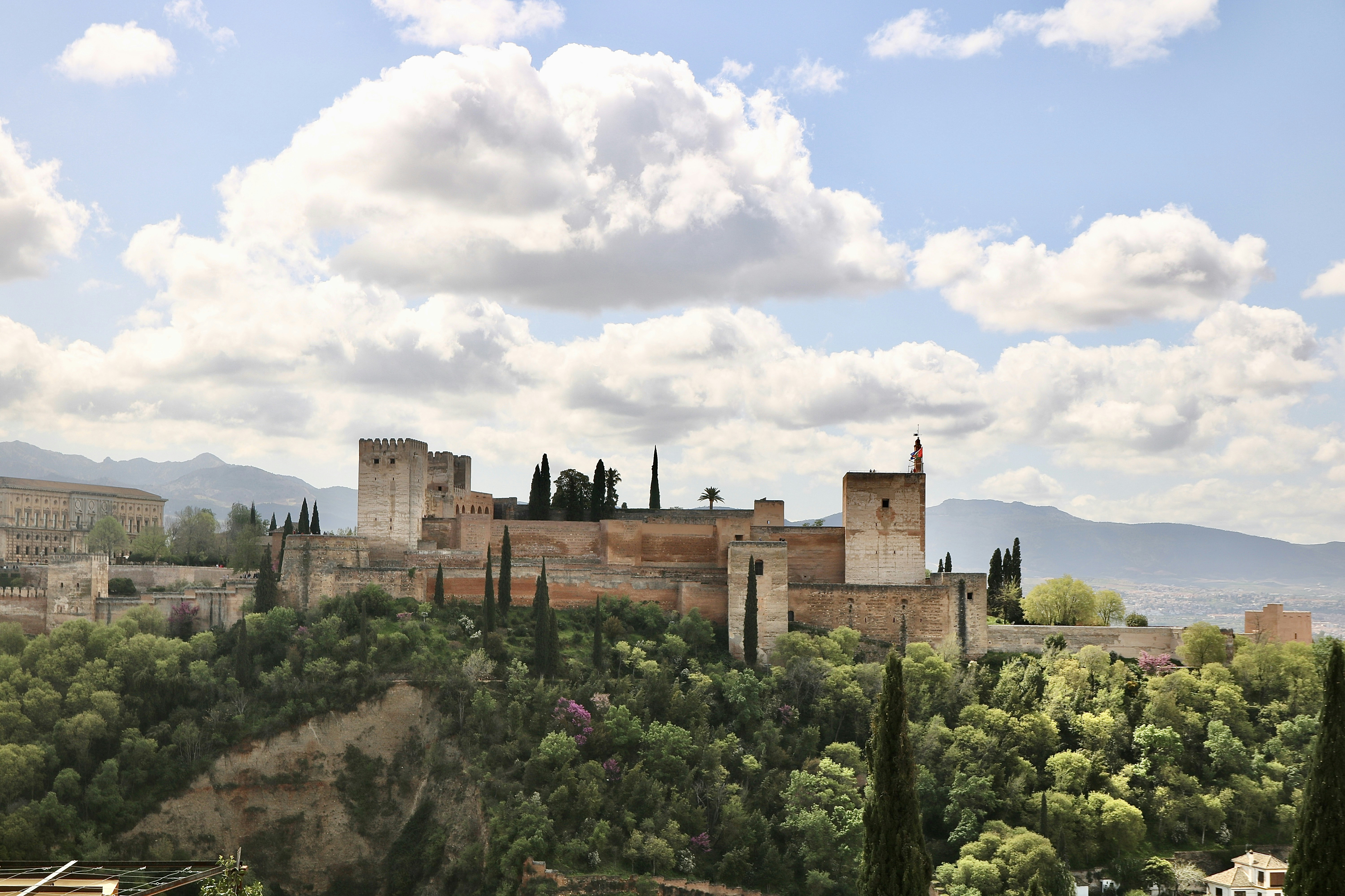 how to visit Spain in summer on a budget