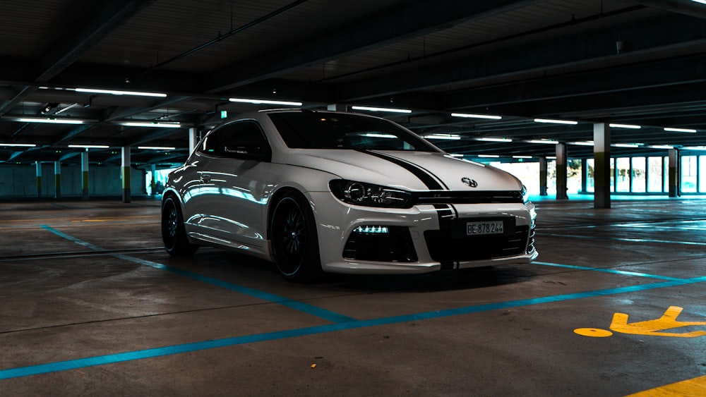 white bmw m 3 coupe