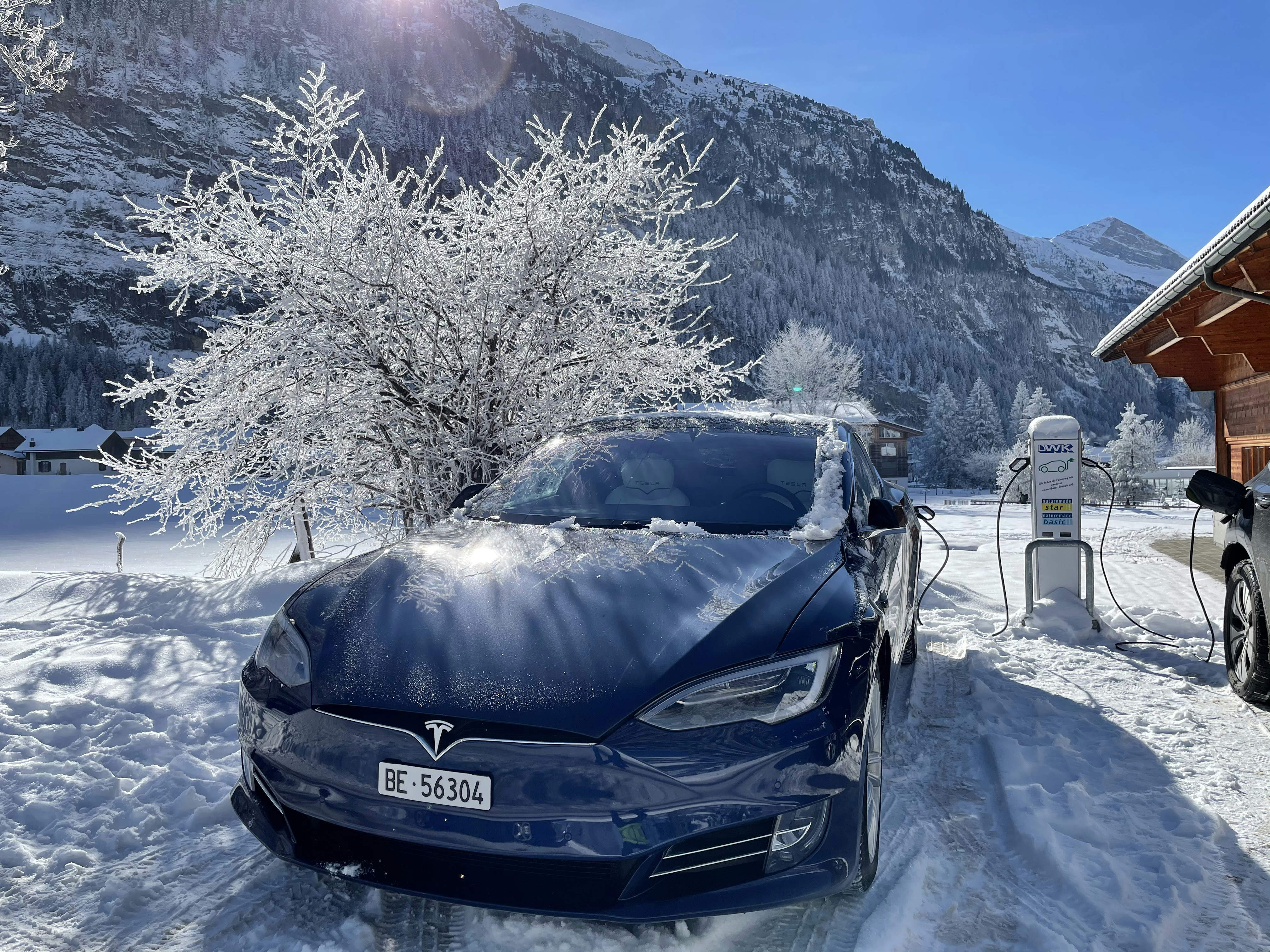 Photo by teslafansch