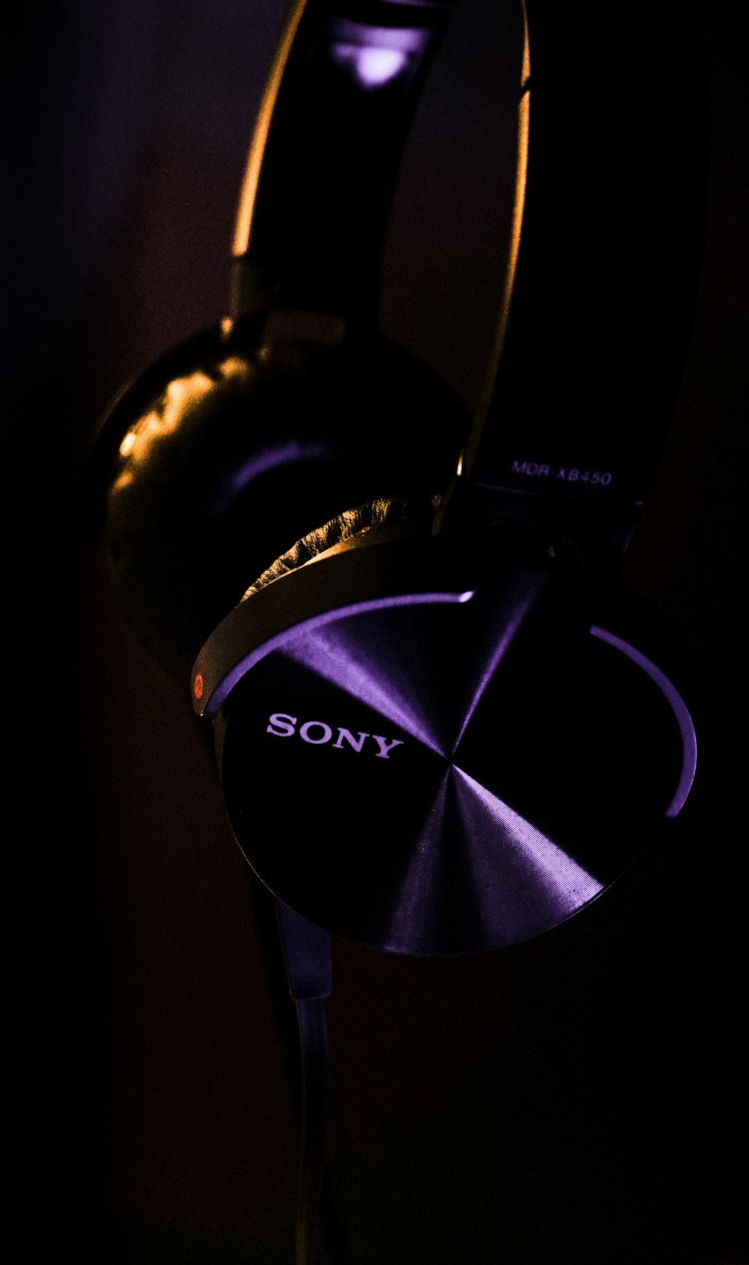 Headphone Comparison: Sony 650 vs 950
