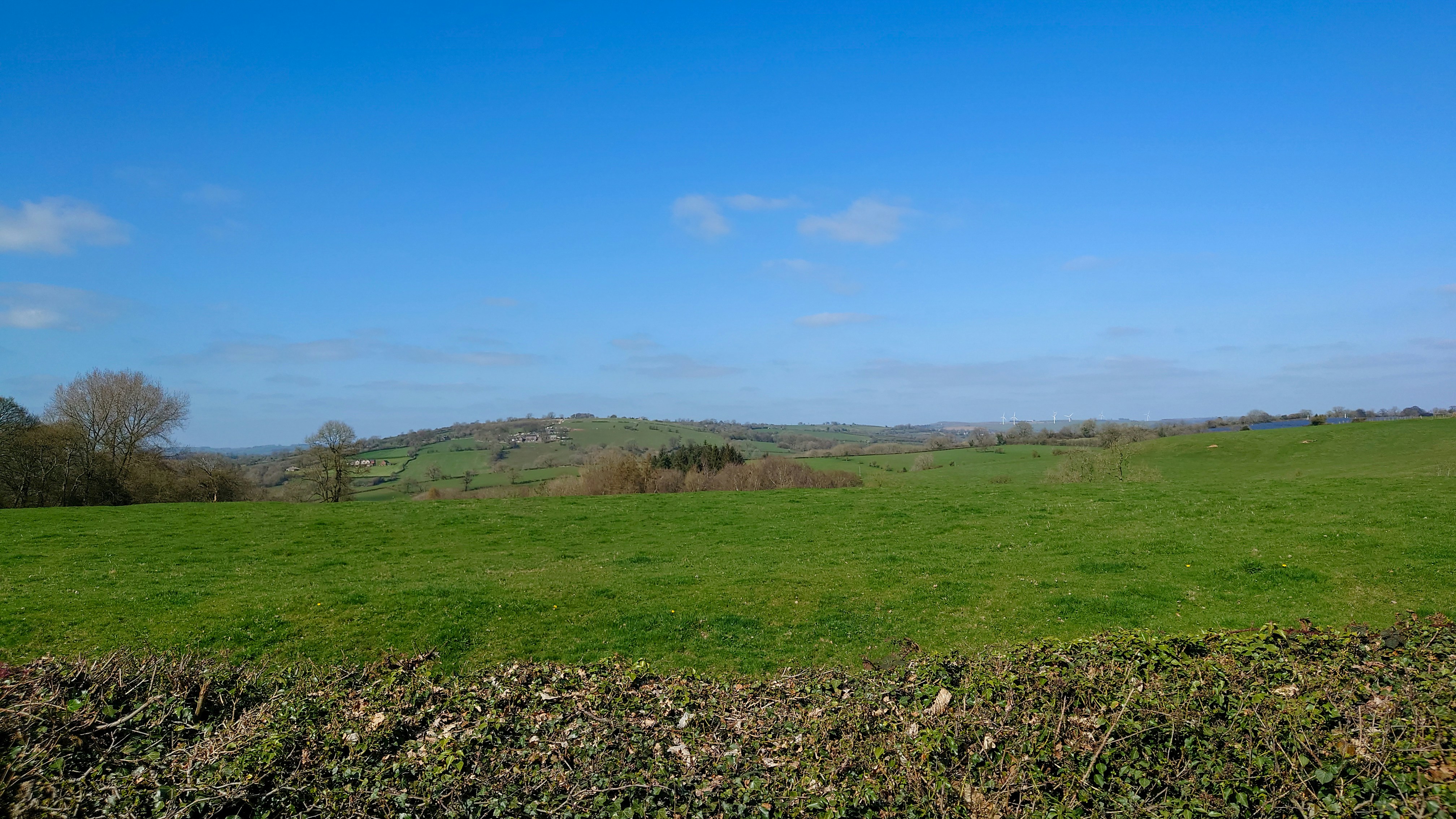 Sítio tranquilo à venda