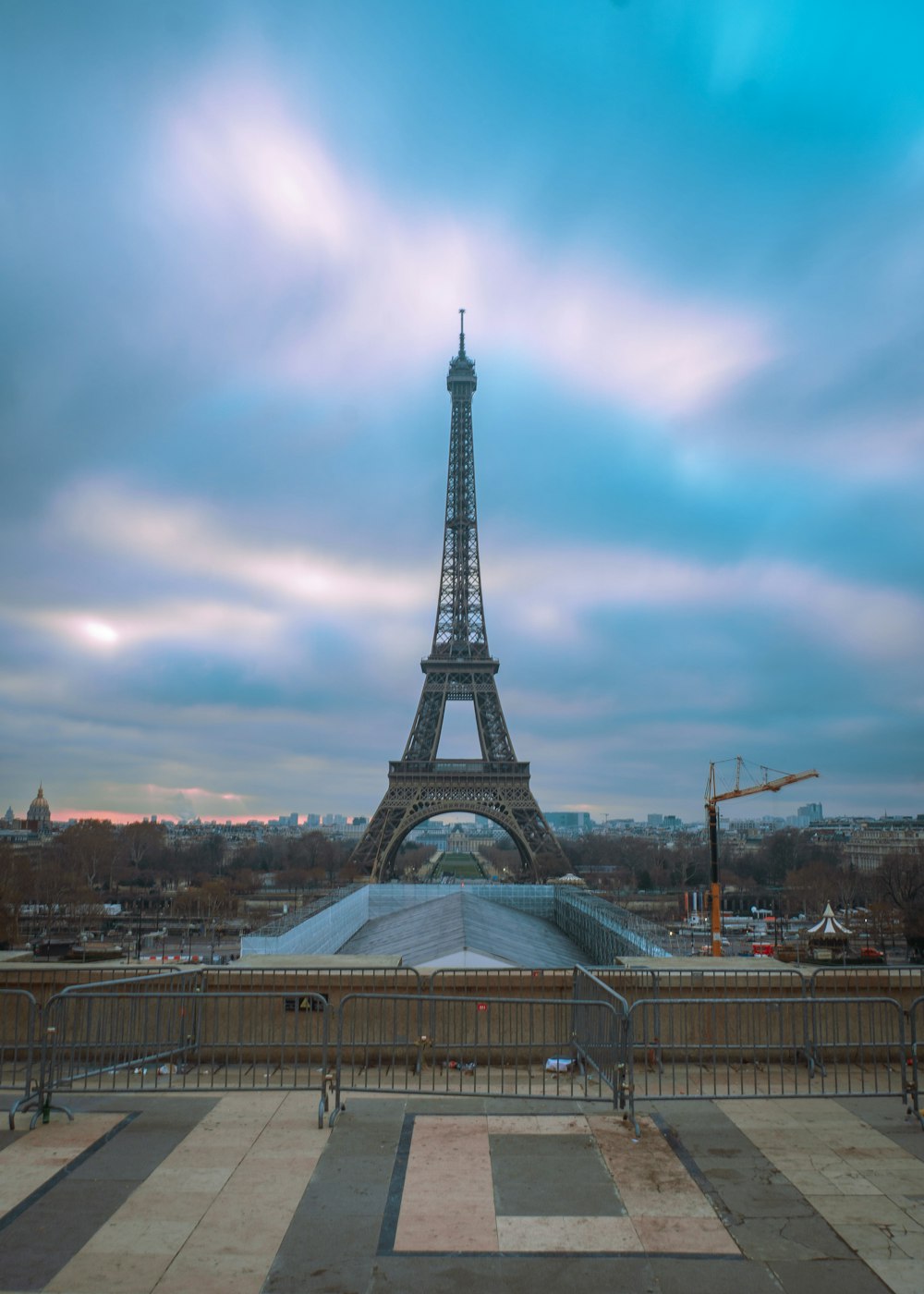 eiffel tower under blue sky during daytime