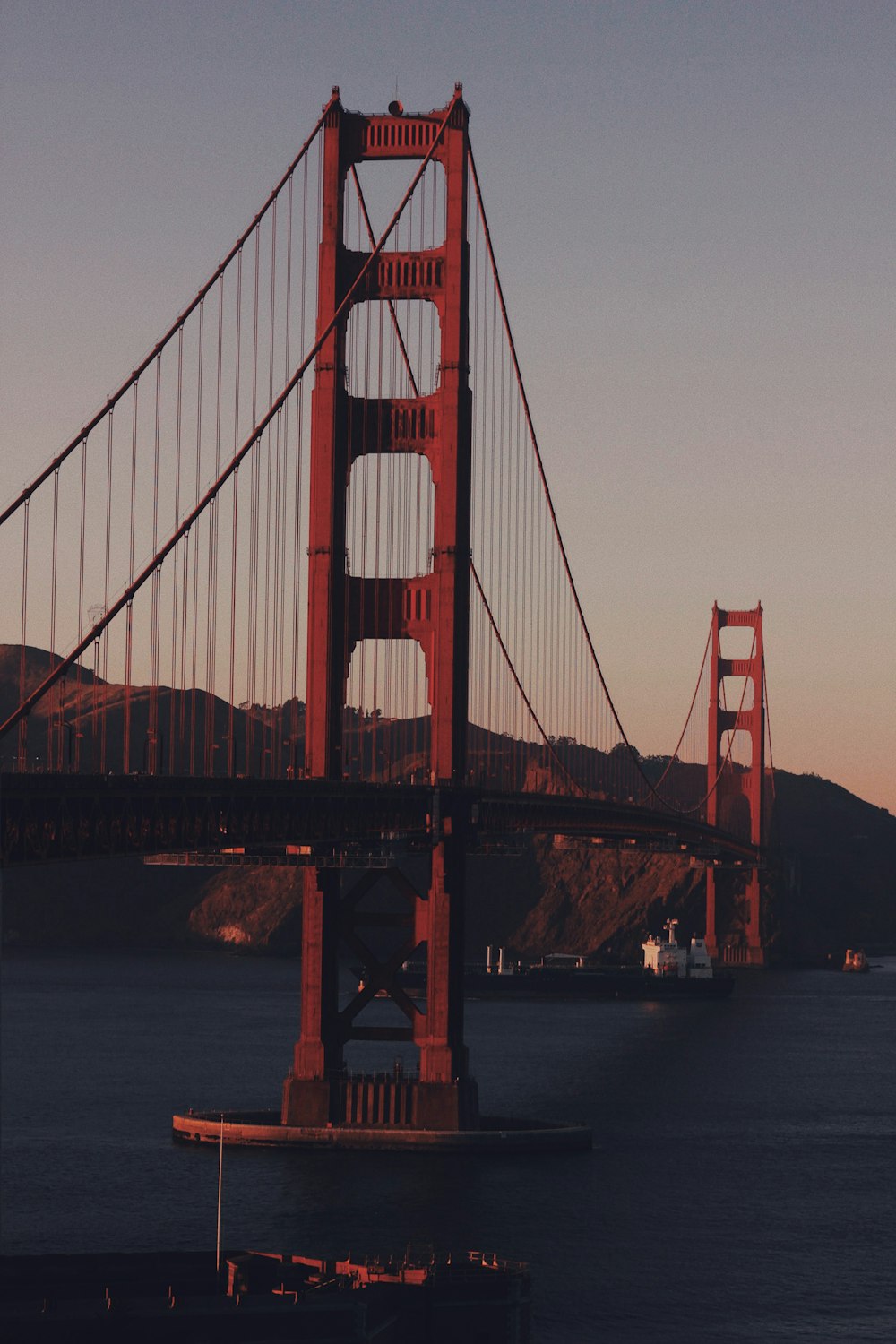 the golden gate bridge in san francisco, california