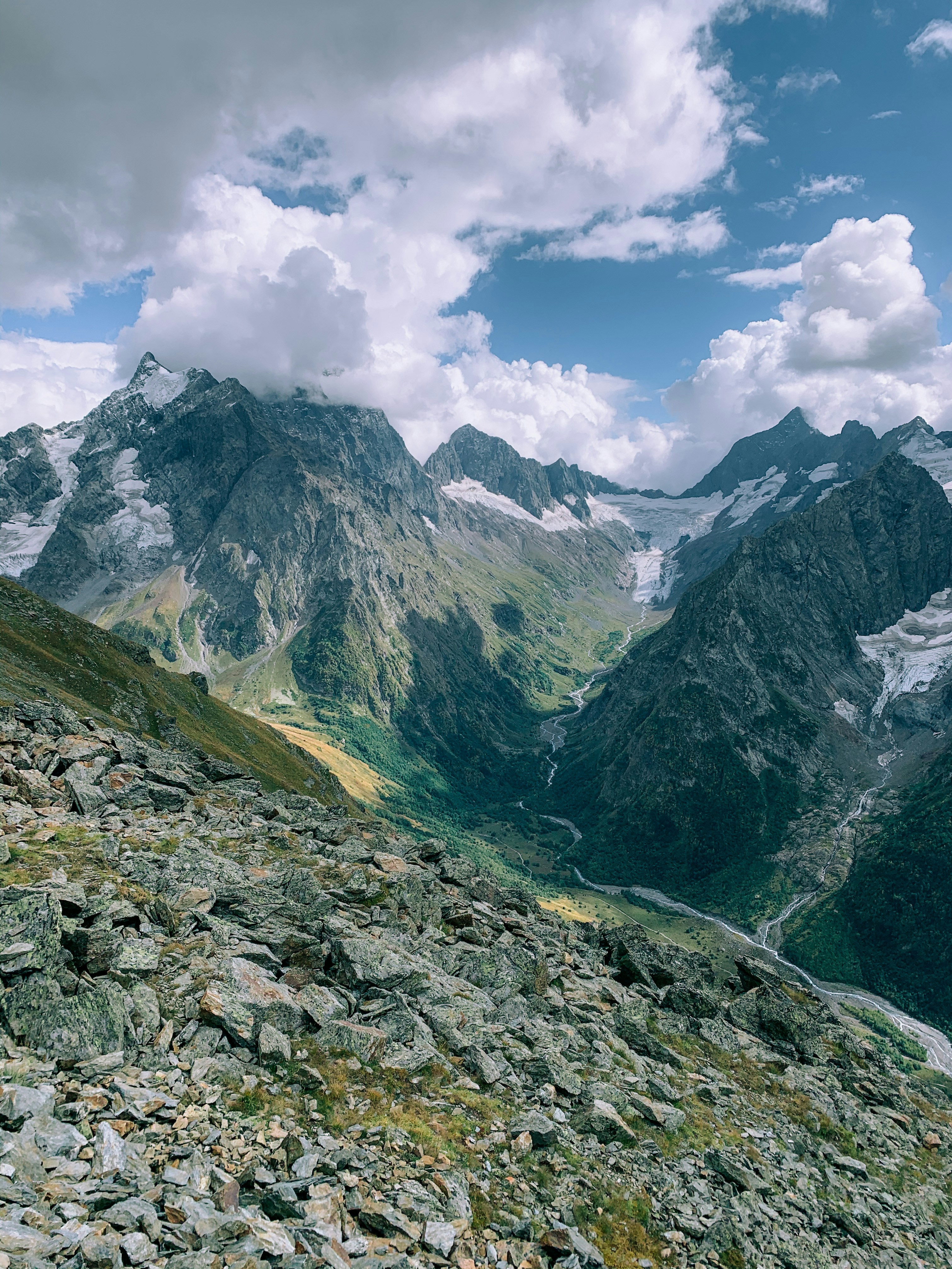 Photo by whoisrobinhood