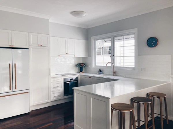 Guilford Kitchen Cabinet Spray Finish