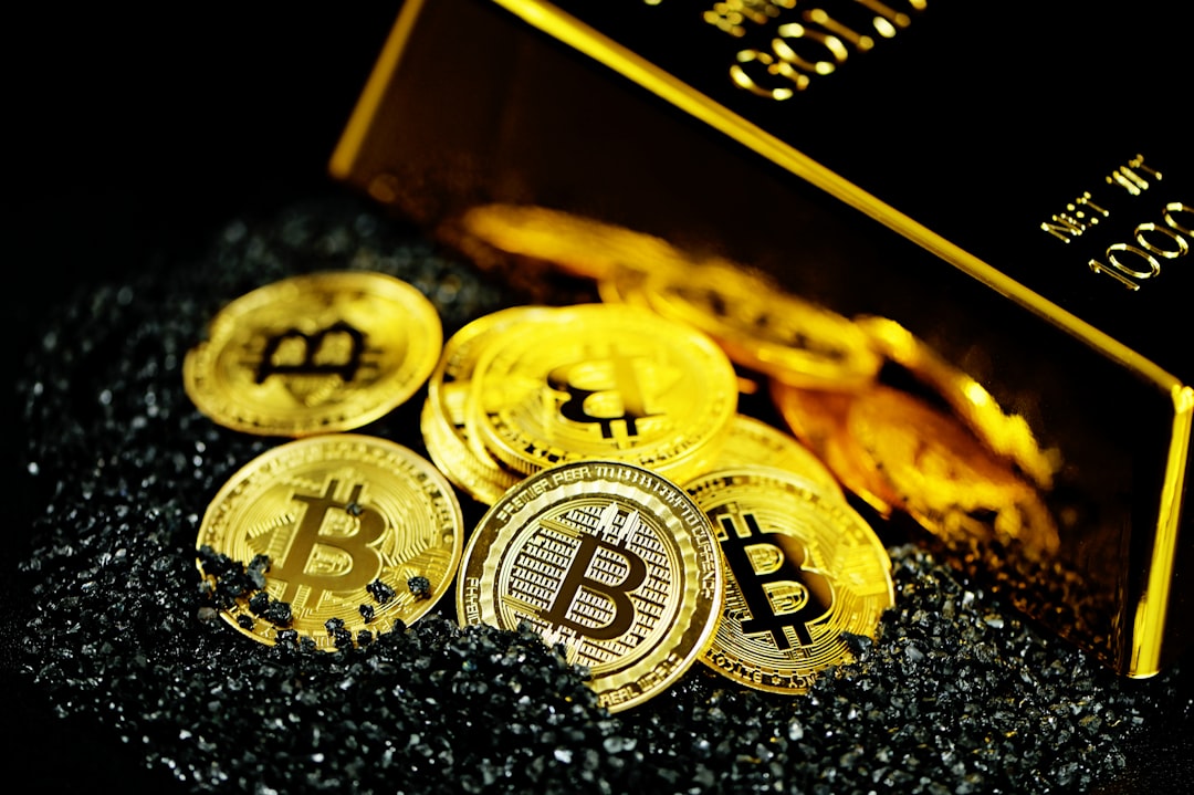 What'S The Difference Between Bitcoin And Cryptocurrency?