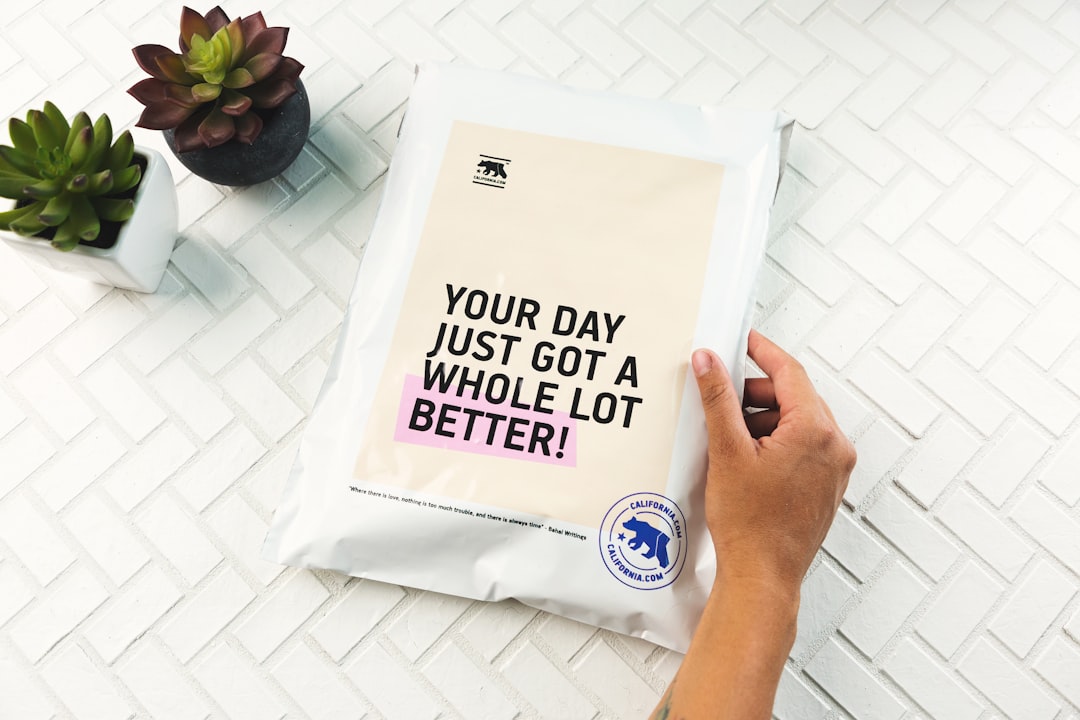 Should I Use Bubble Mailer or Poly Mailer?