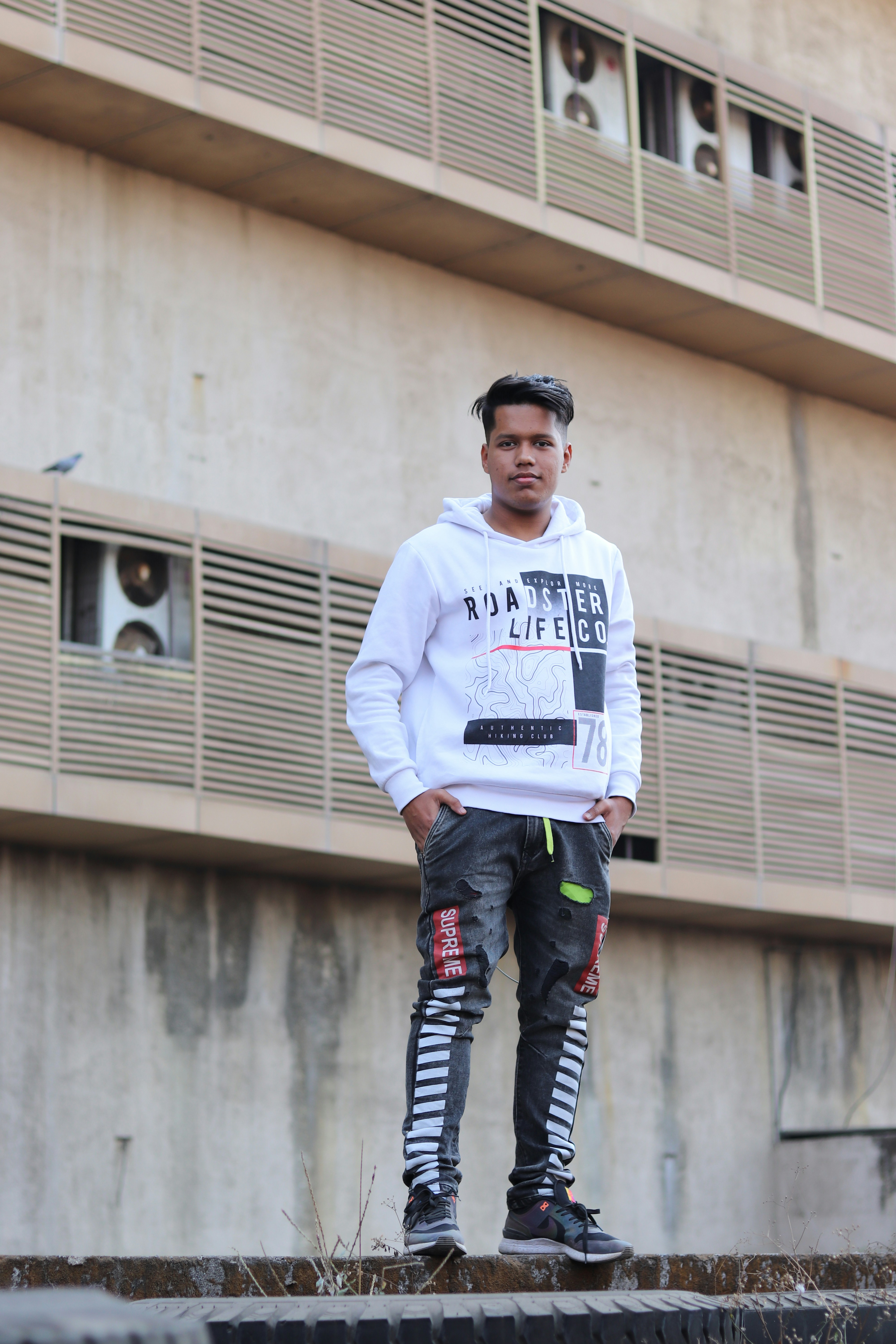 Distressed Slim Jeans