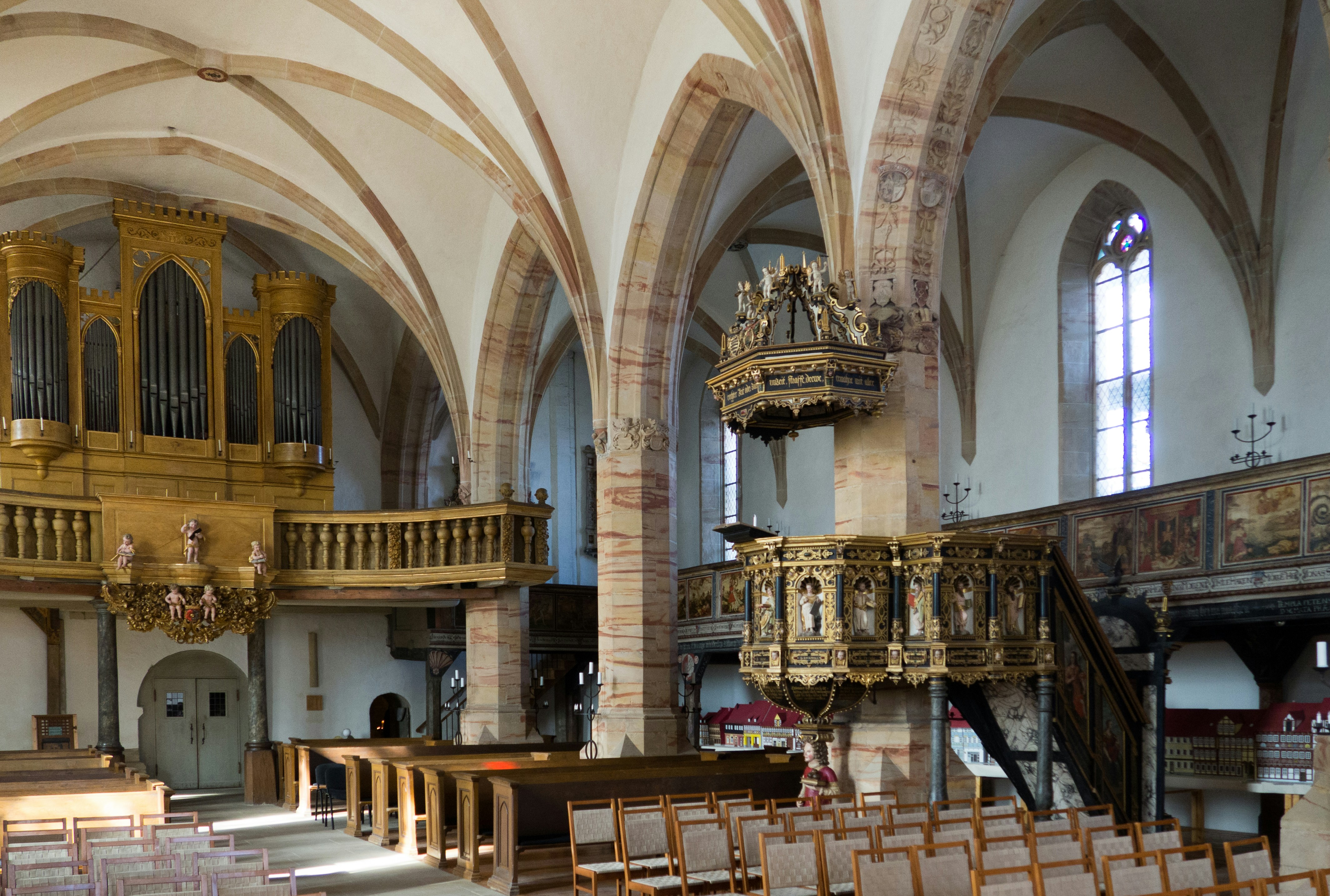 Photo by wimvanteinde