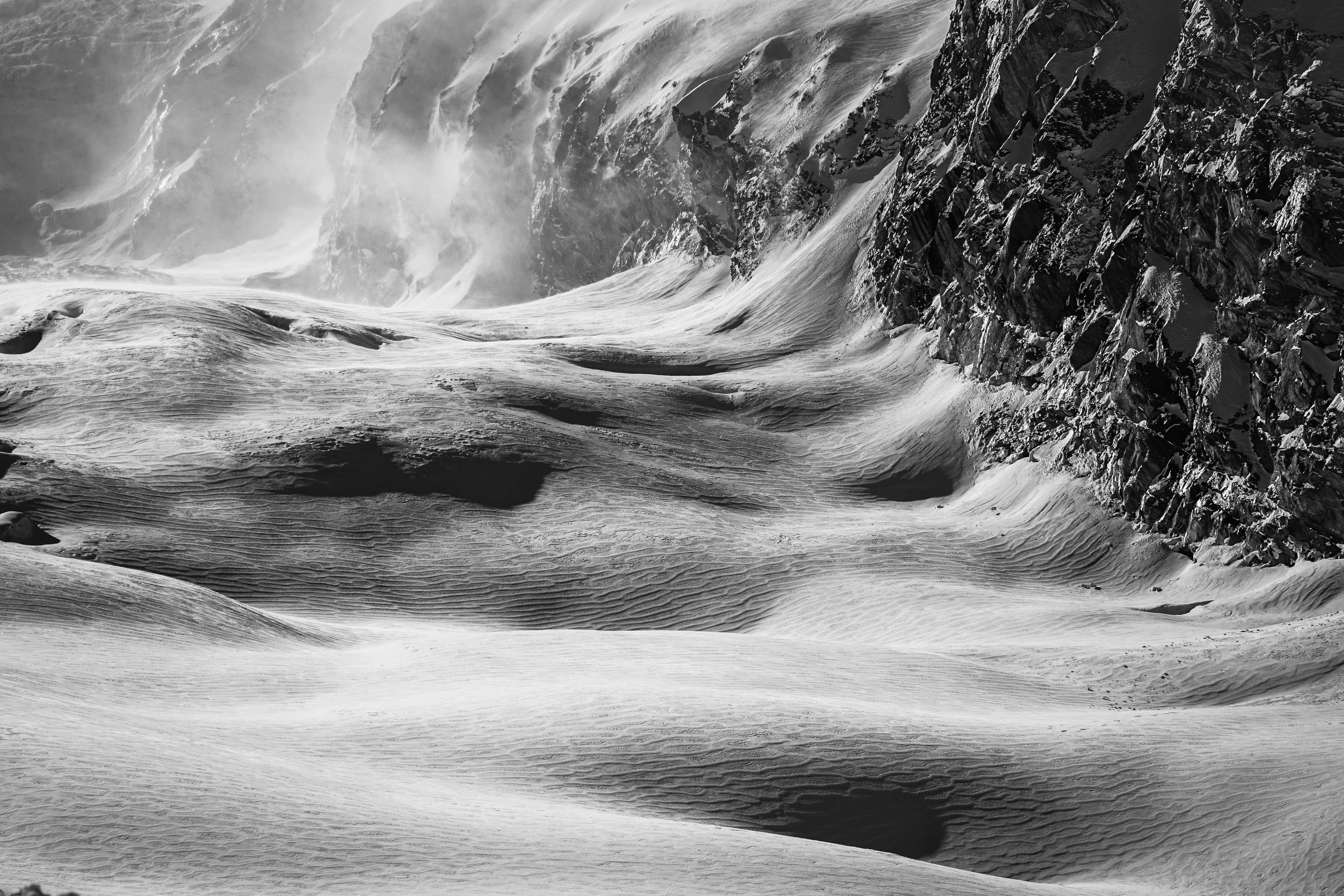 photo-1617982370897-018b2c00f0e2?ixid=M3wxMjA3fDB8MXxzZWFyY2h8MTIzfHxwYXlwYWwlMjBmZWUlMjBjb252ZXJ0ZXJ8ZW58MHx8fHwxNzM2MDE2NDg4fDA%5Cu0026ixlib=rb-4.0.3