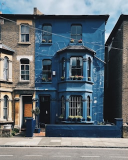 blue and brown concrete building