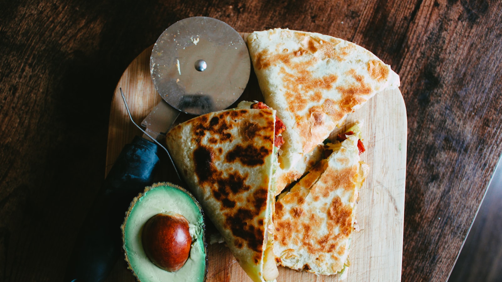 Heading 4: Incorporating Avocado Peels into Your Composting Routine: Dos and Don'ts