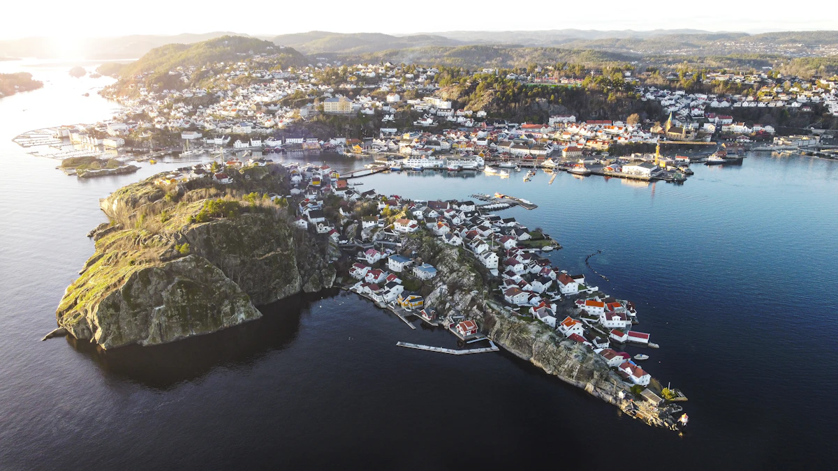 Oversiktsbilde av kystperlen Kragerø