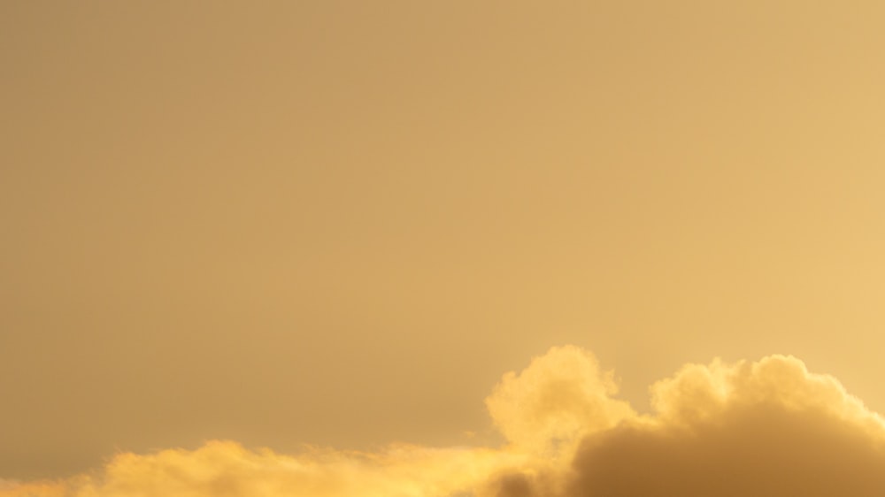 Yellow Clouds Pictures | Download Free Images on Unsplash