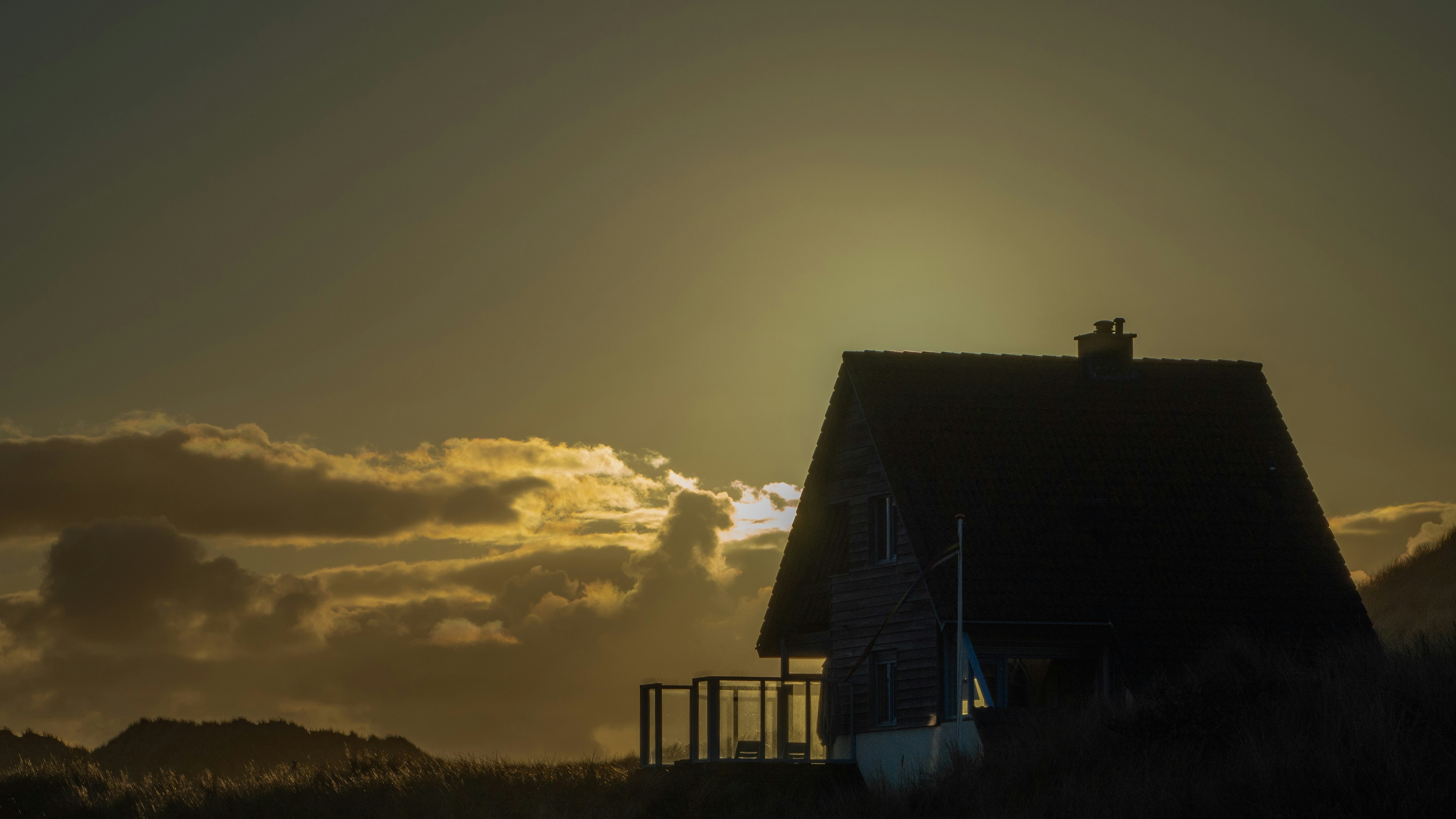 Photo by wimvanteinde