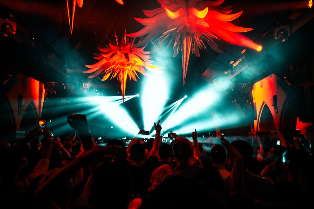 Live Like a Rockstar: 3 Credit Cards That Get You Backstage - Plati… — Live Like a Rockstar, photo 2
