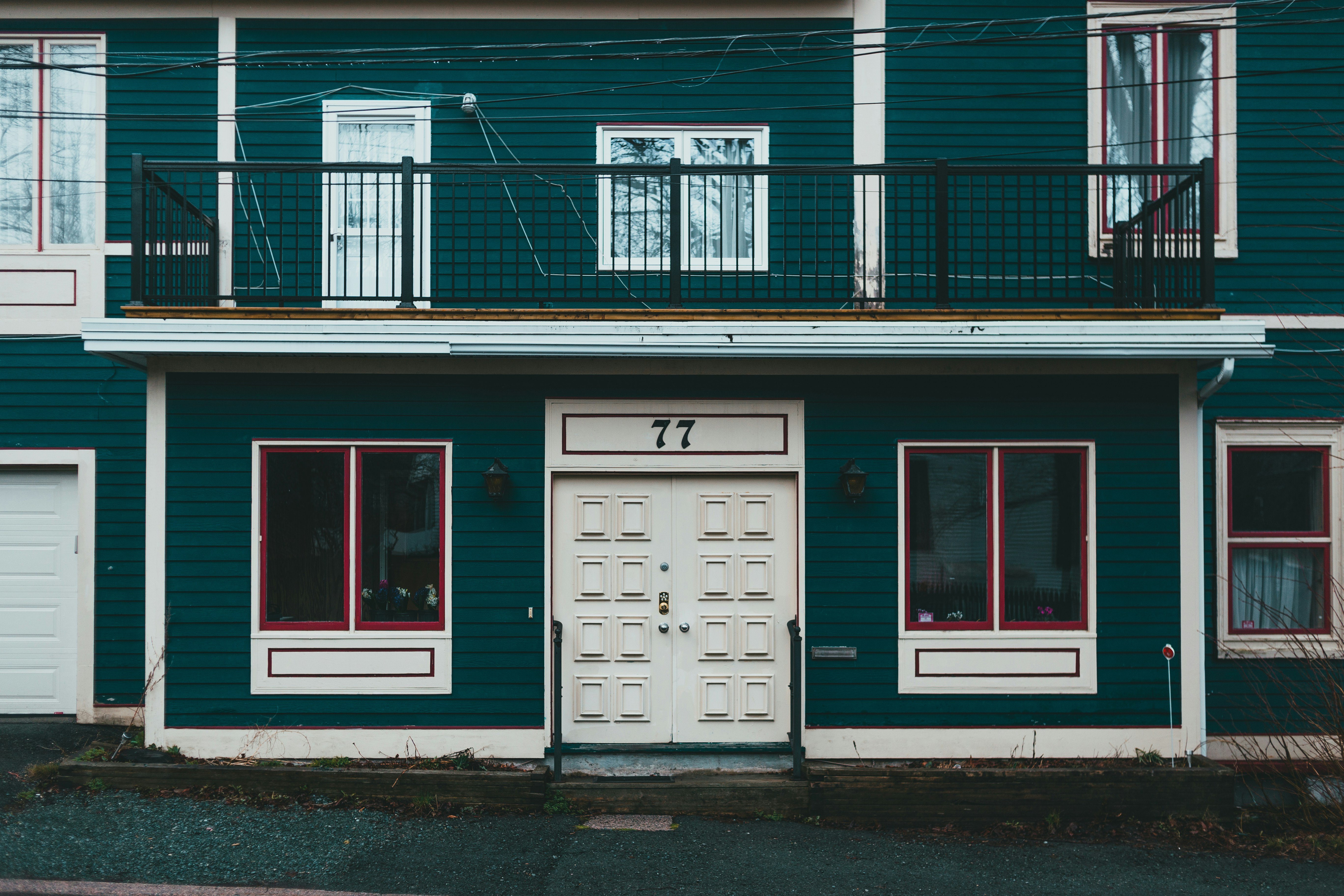 Photo by introspectivedsgn