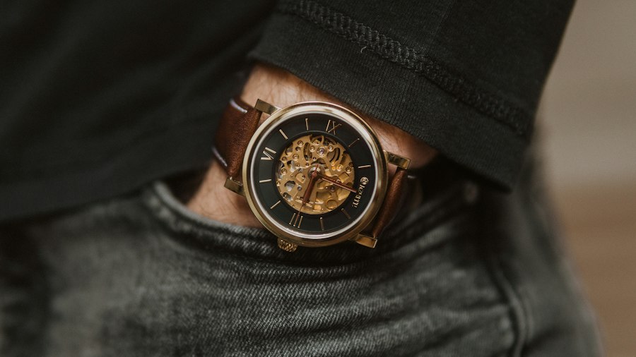 Montre Mécanique Squelette Doré Qudo Bijoux bijoux et joaillerie